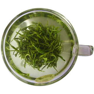 信阳毛尖价格解析 品质与市场的双重考量