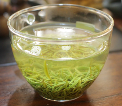 一杯信阳毛尖的背后是团队力量的凝聚